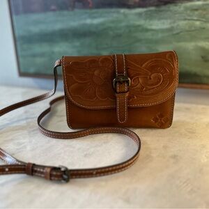 Patricia Nash Elegant Brown Leather Crossbody Bag